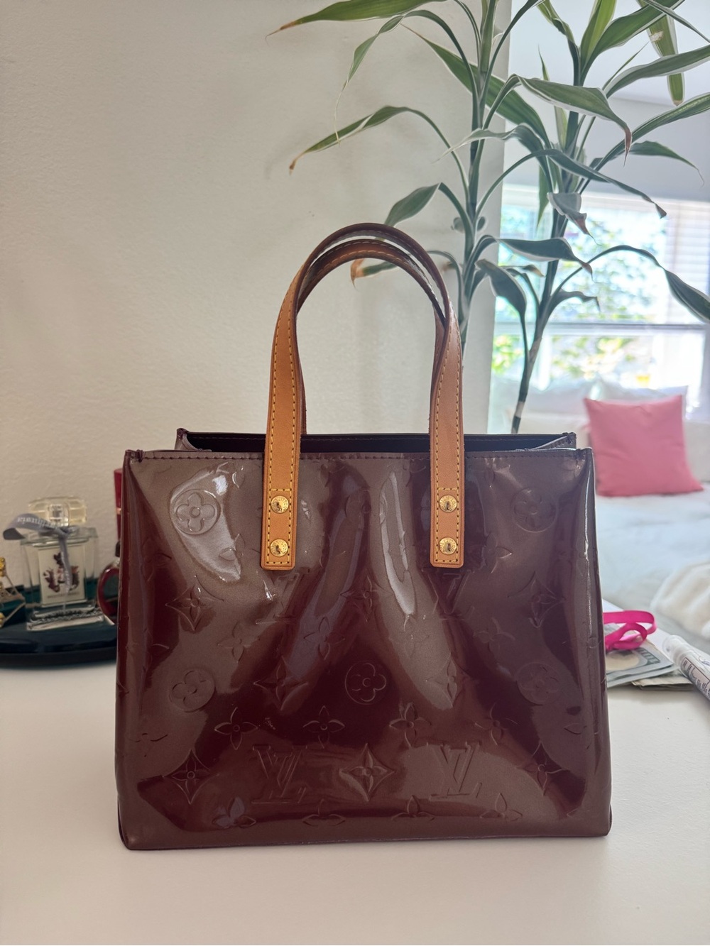 Louis Vuitton Monogram Vernis Reade (Burgundy/Dark Brown)